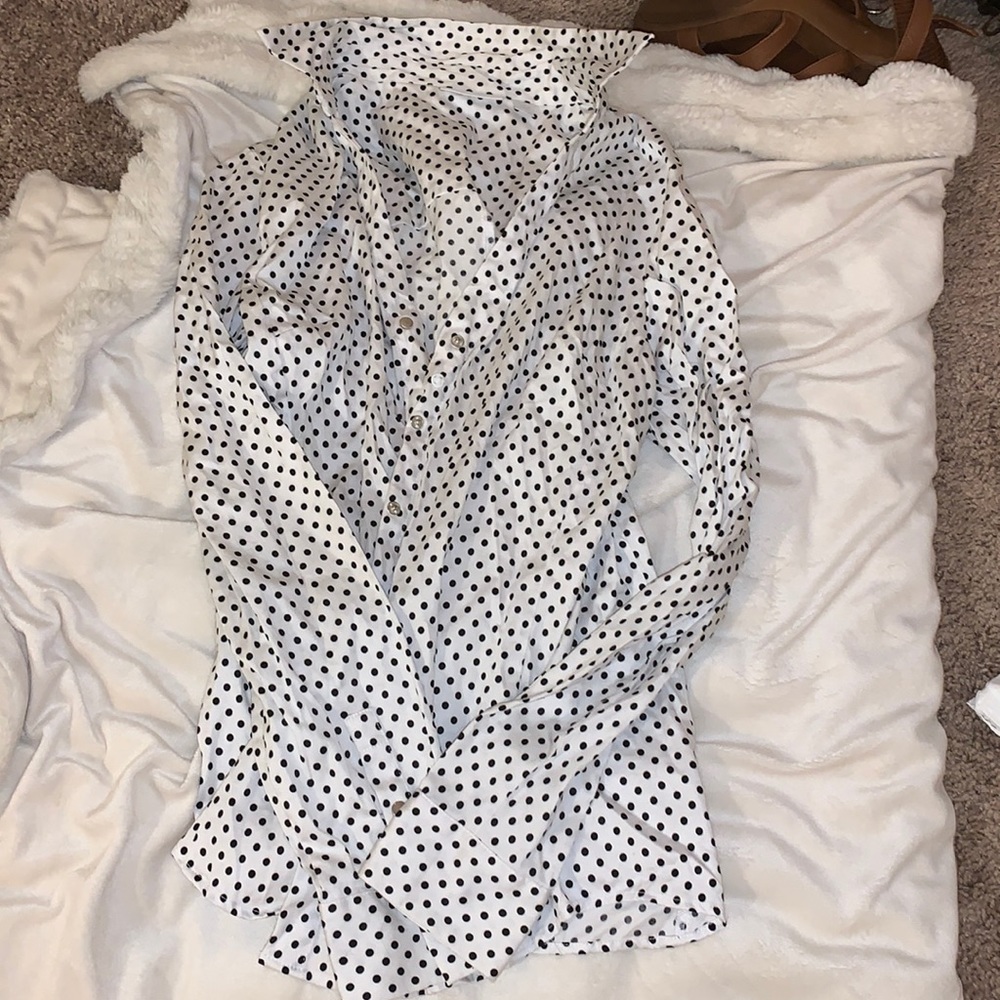New York and company button down dress shirt